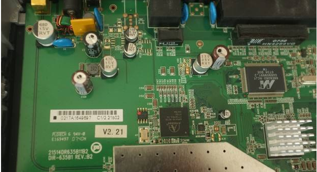 黑金刚电容贴片铝电解电容与固态电容有什么区别 黑金刚电容贴片铝电解电容与固态电容有什么区别